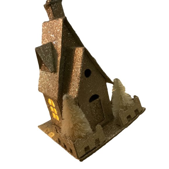 Christmas Village Lighted Cardboard House Battery Operated - Picture 10 of 11